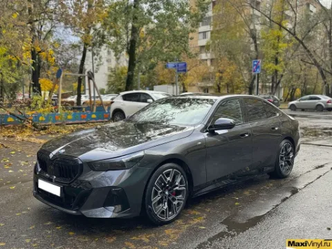 Полная оклейка BMW 5 G60 защитной пленкой